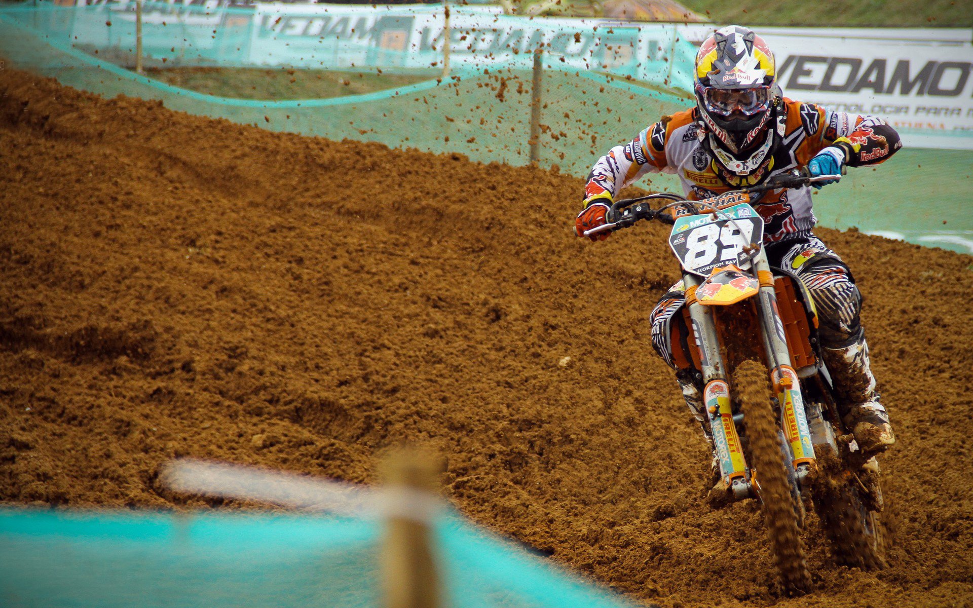 塞尔塔主场战胜马拉加，成功逆袭扭转颓势，塞尔塔vs马德里竞技预测